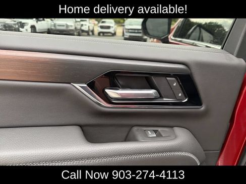 Used 2026 GMC Yukon XL Denali w/ Denali Reserve Package AWD/4WD image 14
