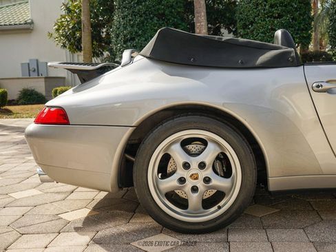 Used 1998 Porsche 911 Carrera image 10