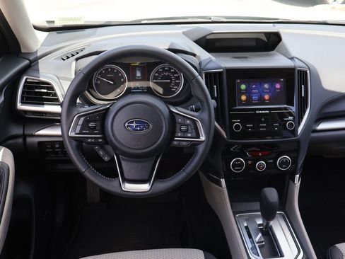 Used 2024 Subaru Forester Premium AWD/4WD image 16