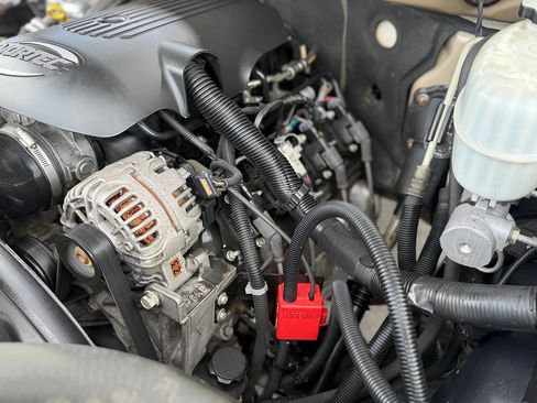 Used 2006 GMC Sierra 2500 W/T RWD image 5