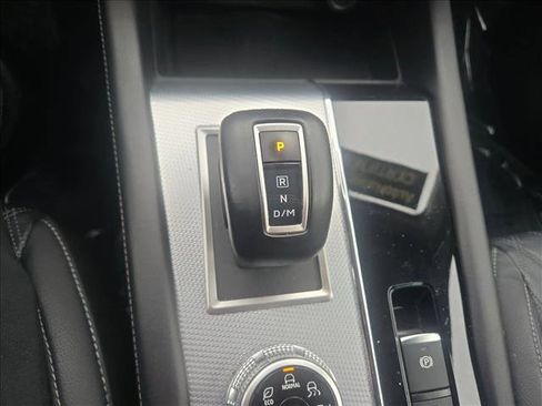 Used 2023 Mitsubishi Outlander SEL image 12