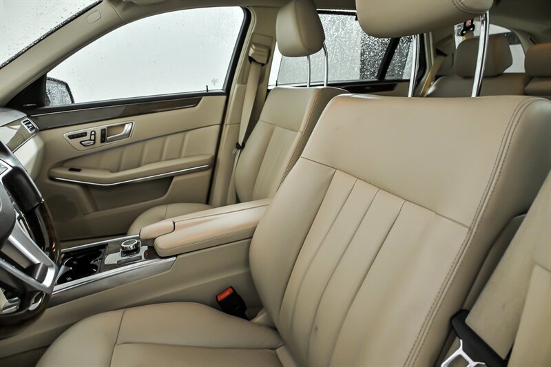 Used 2016 Mercedes-Benz E 350 4MATIC Wagon w/ Premium Package image 20