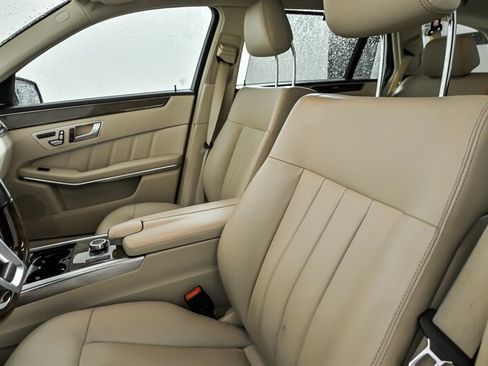 Used 2016 Mercedes-Benz E 350 4MATIC Wagon w/ Premium Package image 20