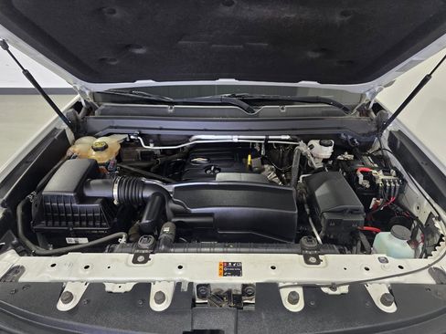 Used 2022 Chevrolet Colorado LT w/ Fleet Safety Package image 12