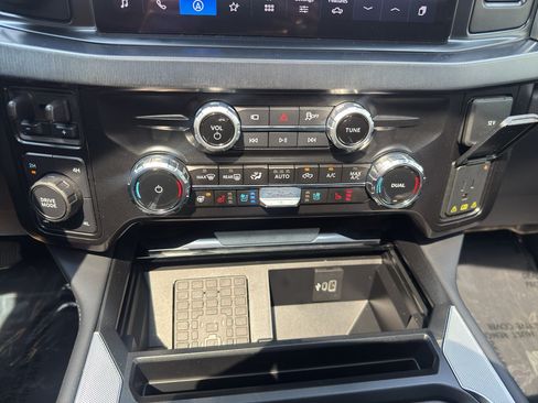 Used 2025 Ford F350 Platinum AWD/4WD image 22
