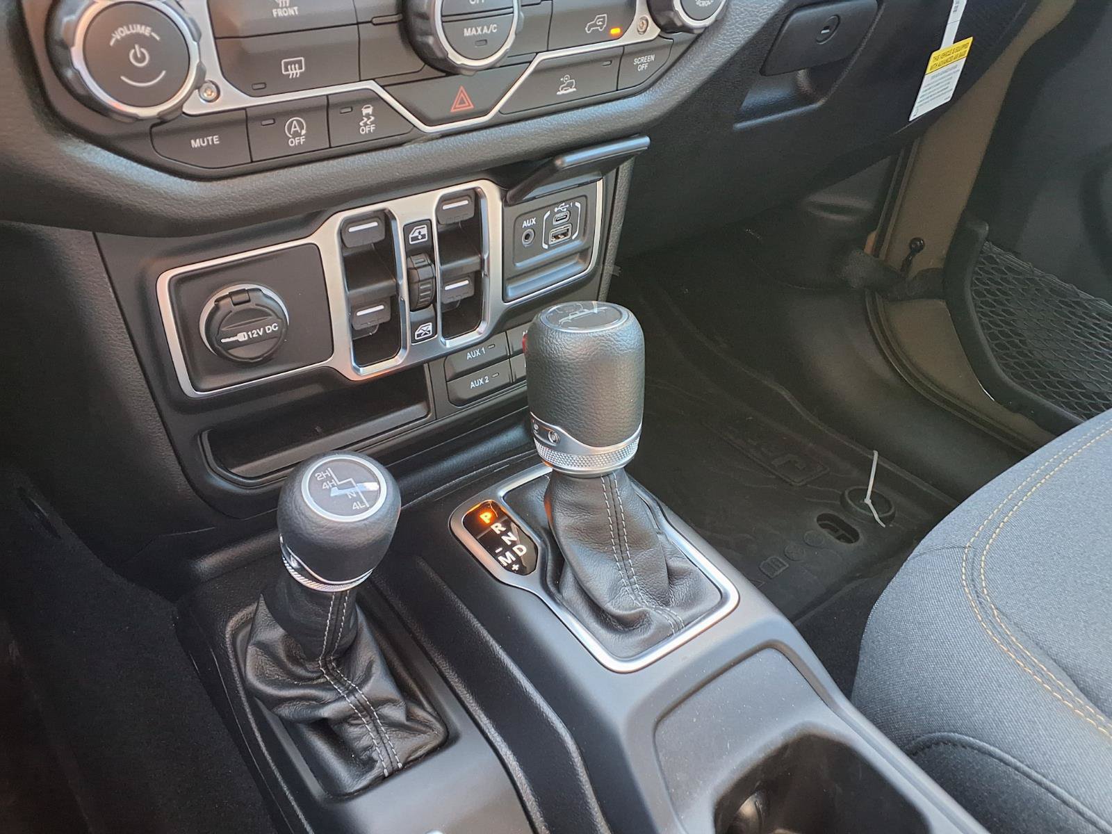 New 2026 Jeep Gladiator Sport AWD/4WD image 20
