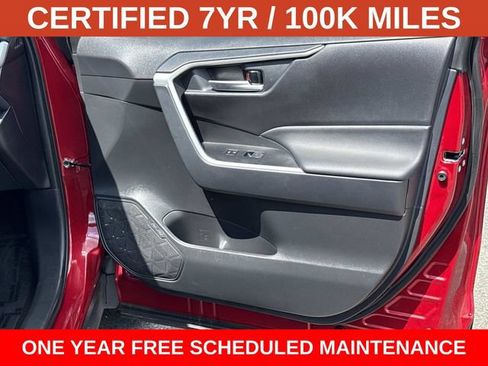 Used 2025 Toyota RAV4 XLE AWD/4WD image 8