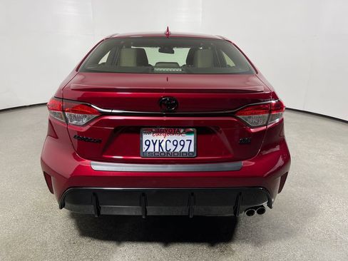 Certified 2026 Toyota Corolla SE w/ SE Package FWD image 4