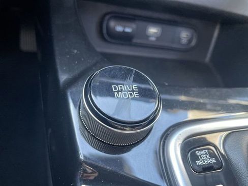 Used 2024 Kia Seltos S image 18