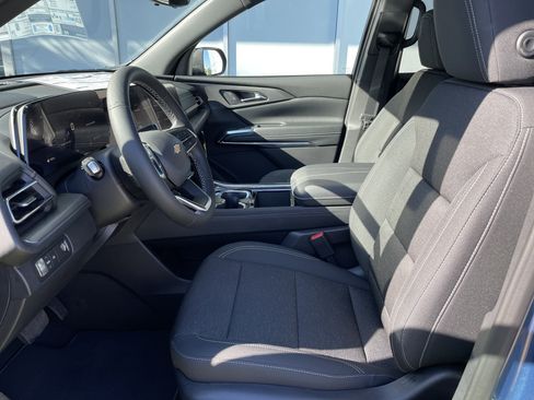 New 2026 Chevrolet Traverse LT image 11