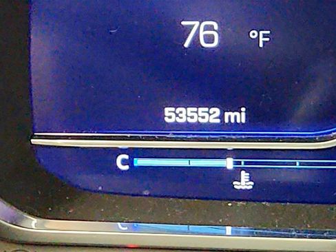 Used 2022 Chevrolet Suburban High Country AWD/4WD image 14
