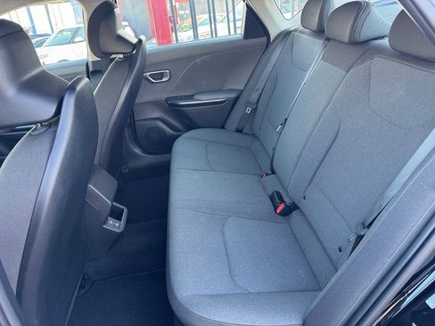 Used 2025 Kia K4 FWD image 20