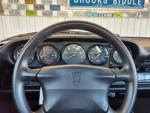 Used 1997 Porsche 911 Carrera RWD image 7