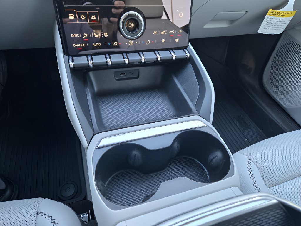 New 2027 GMC Terrain Denali w/ LPO, Floor Liner Package AWD/4WD image 15