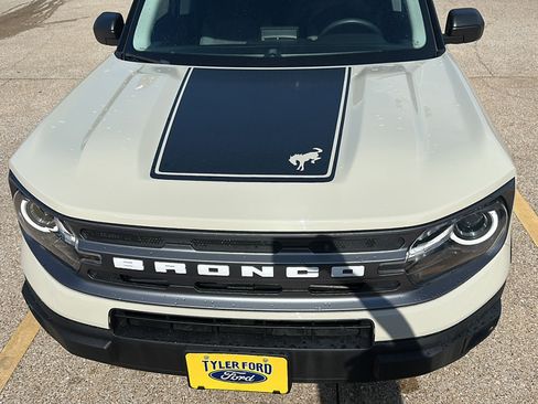 Used 2024 Ford Bronco Sport Big Bend AWD/4WD image 4