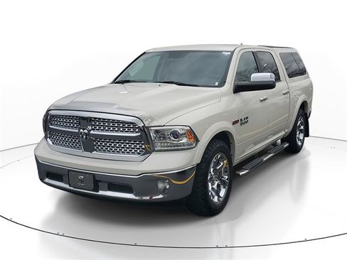 Used 2016 RAM 1500 Laramie w/ Convenience Group image 2