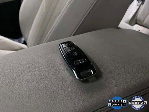 Used 2024 Audi Q8 e-tron Premium image 86