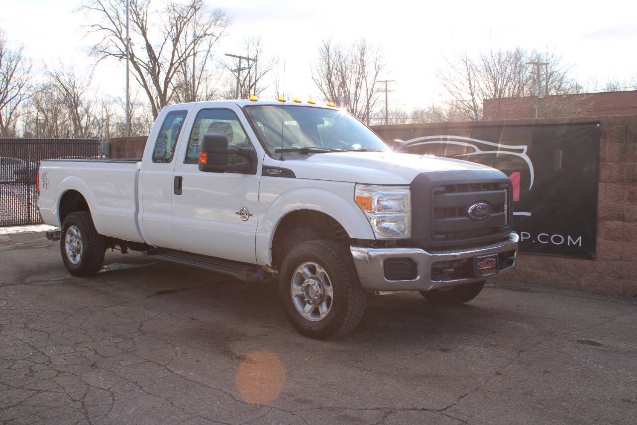 Used 2015 Ford F350 XL w/ Power Equipment Group AWD/4WD image 4