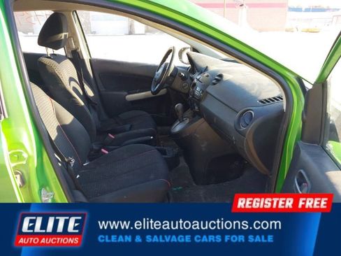 Used 2012 MAZDA MAZDA2 Touring image 10