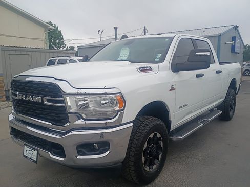 Used 2024 RAM 2500 Big Horn w/ Off Road Package AWD/4WD image 2