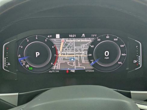 Used 2022 Volkswagen Atlas SEL R-Line image 11