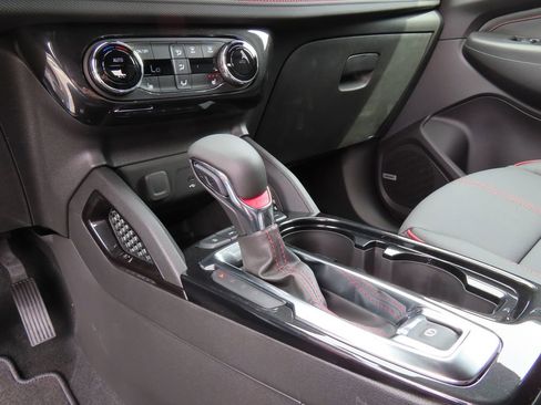 New 2026 Chevrolet TrailBlazer RS w/ Convenience Package AWD/4WD image 6