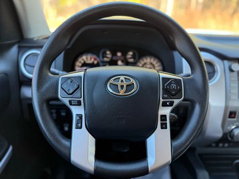 Used 2020 Toyota Tundra SR5 w/ SR5 Upgrade Package image 31