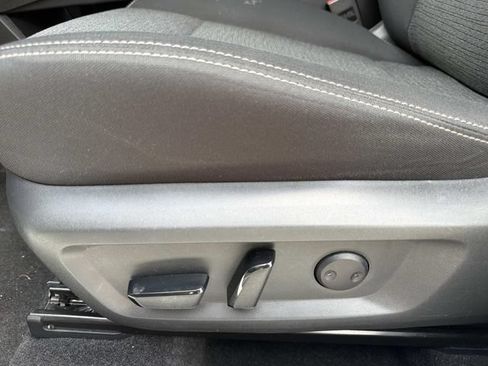 Used 2021 Nissan Rogue SV FWD image 21