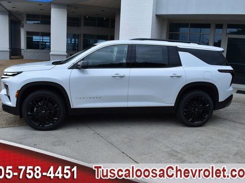 New 2026 Chevrolet Traverse LT w/ Driver Confidence Package image 6