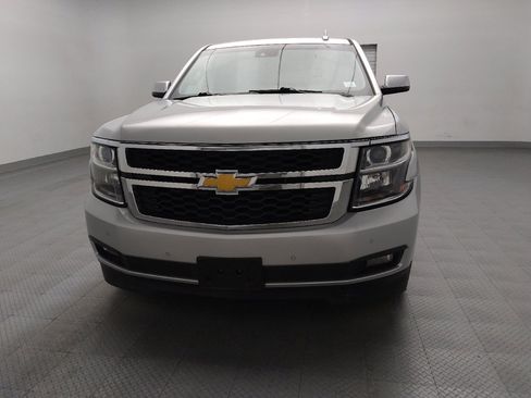 Used 2016 Chevrolet Suburban LT image 15
