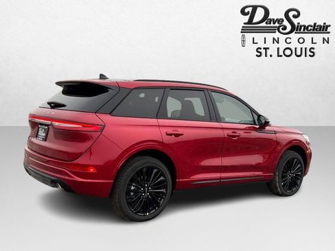 New 2026 Lincoln Corsair Reserve w/ Jet Appearance Package AWD/4WD image 5