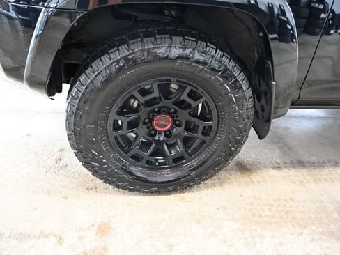 Used 2022 Toyota 4Runner TRD Off-Road w/ TRD Black Wheel Package (TMS) AWD/4WD image 32