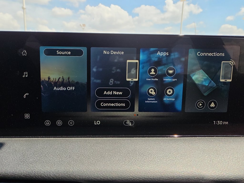 New 2027 Nissan Sentra SV w/ Floor Mat Package FWD image 18