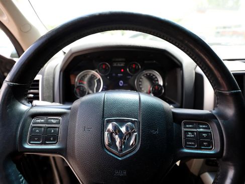 Used 2017 RAM 1500 Big Horn image 25