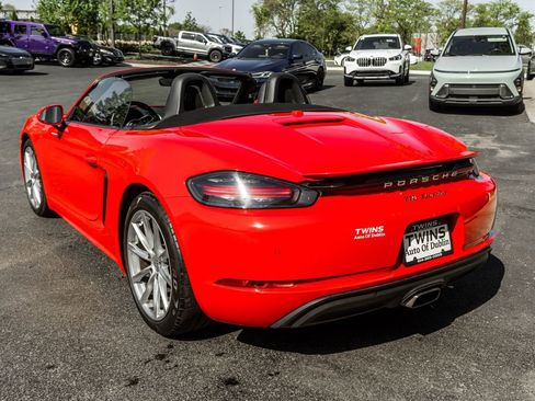 Used 2024 Porsche 718 Boxster w/ Premium Package RWD image 34