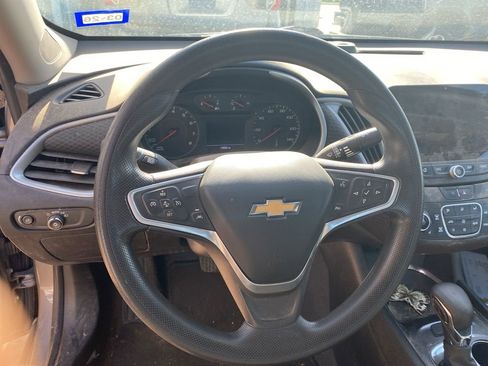 Used 2023 Chevrolet Malibu LT image 7