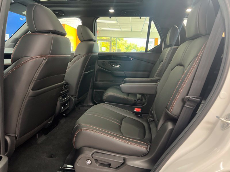 New 2026 Honda Pilot TrailSport image 17