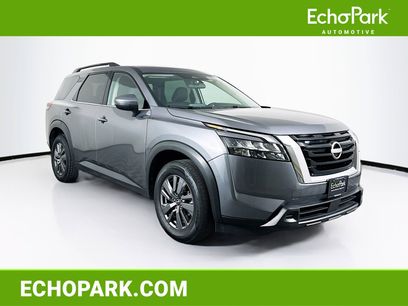 Used 2025 Nissan Pathfinder SV