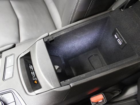 Certified 2022 Cadillac XT5 Premium Luxury image 35