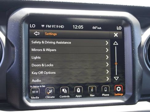 Used 2022 Jeep Wrangler Unlimited Sport AWD/4WD image 33