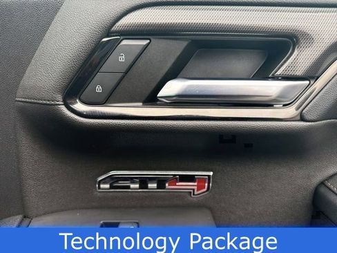 Used 2024 GMC Sierra 1500 AT4 w/ Technology Package image 16