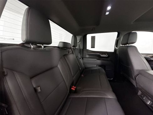 Used 2025 GMC Sierra 1500 SLT AWD/4WD image 36