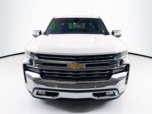 Used 2021 Chevrolet Silverado 1500 LTZ w/ LTZ Premium Package AWD/4WD image 2