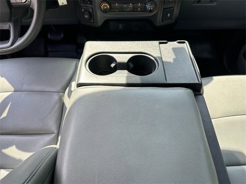 Used 2022 Ford F150 XL w/ Trailer Tow Package image 11