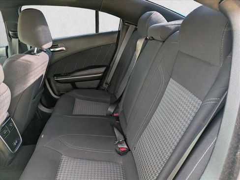 Used 2023 Dodge Charger SXT RWD image 9
