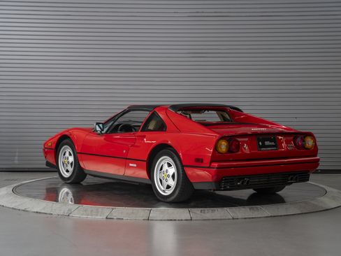 Used 1988 Ferrari 328 GTS RWD image 11