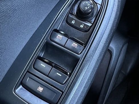 Used 2022 Subaru Impreza Premium image 19