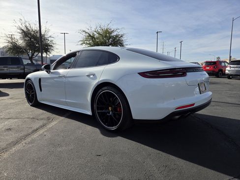 Used 2018 Porsche Panamera 4S image 4