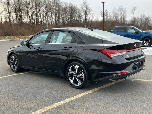 Used 2023 Hyundai Elantra Limited image 26