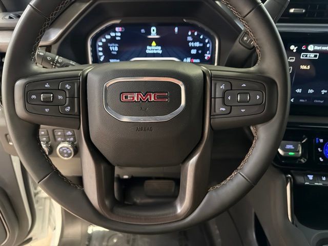 Used 2025 GMC Sierra 2500 AT4 AWD/4WD image 14